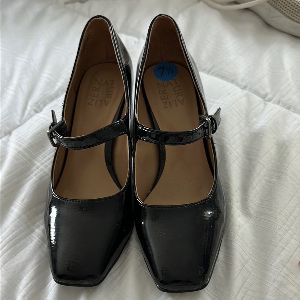 Naturalizer Black Heels with Square Toe and Strap